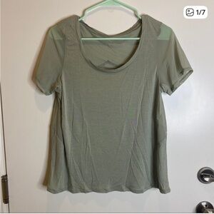 Alo Yoga Light Green Mesh top